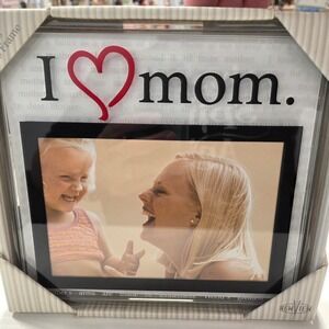 New I Love Mom Heart Glass Photo Frame for 4x6 Picture Tabletop or Wall